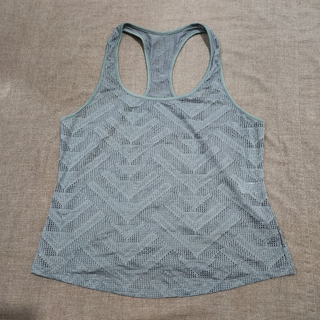 เสื้อกล้ามกีฬา (A67)