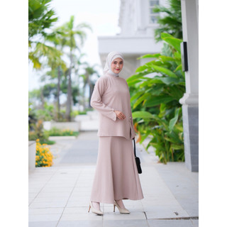 Inara Oneset - Setelan Wanita Kekinian Set Rok & Set Celana Bahan Knit Nyaman Cantik by altaj
