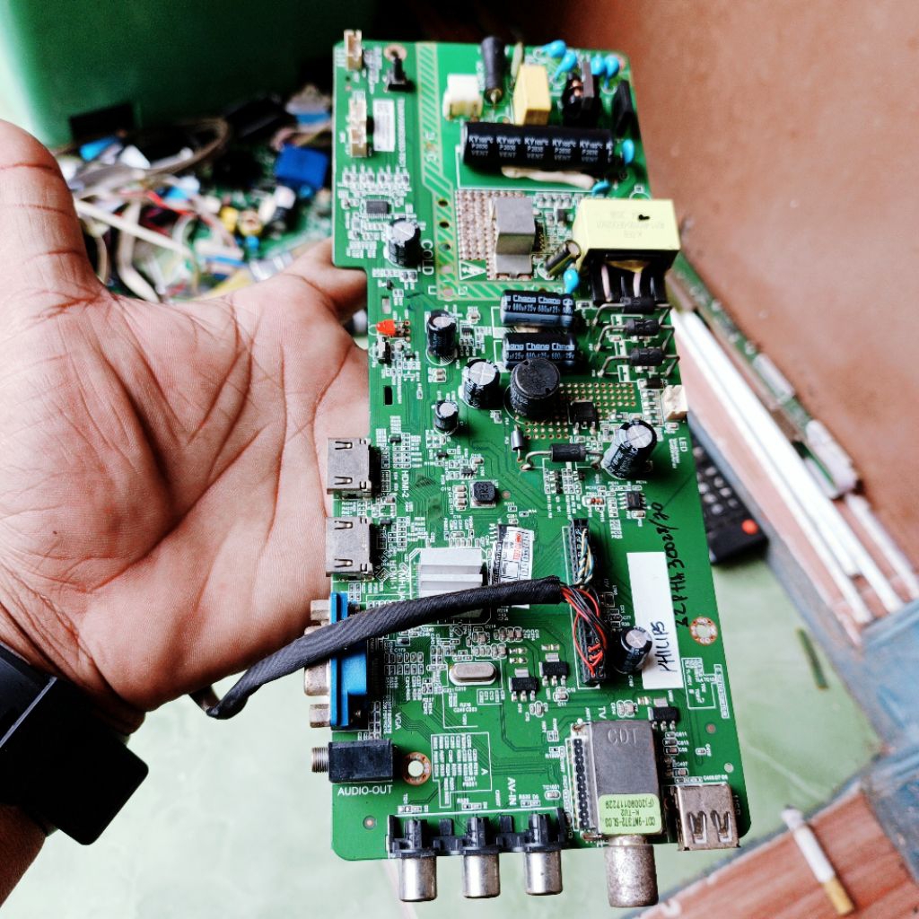 MB PHILIPS 32PHA3002S/70 - PHILIPS TV MAINBOARD 32PHA3002S/70 - MOBO TV PHILIPS 32PHA3002S/70 - TV M
