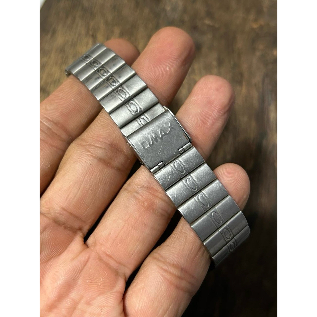 สาย โซ่ สร้อยข้อมือ สายนาฬิกา Omax มือสอง