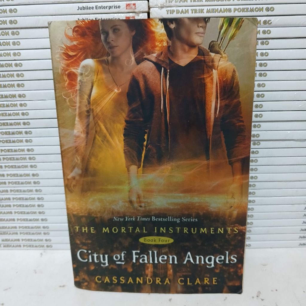 หนังสือ CITY ของ FALLEN ANGELS