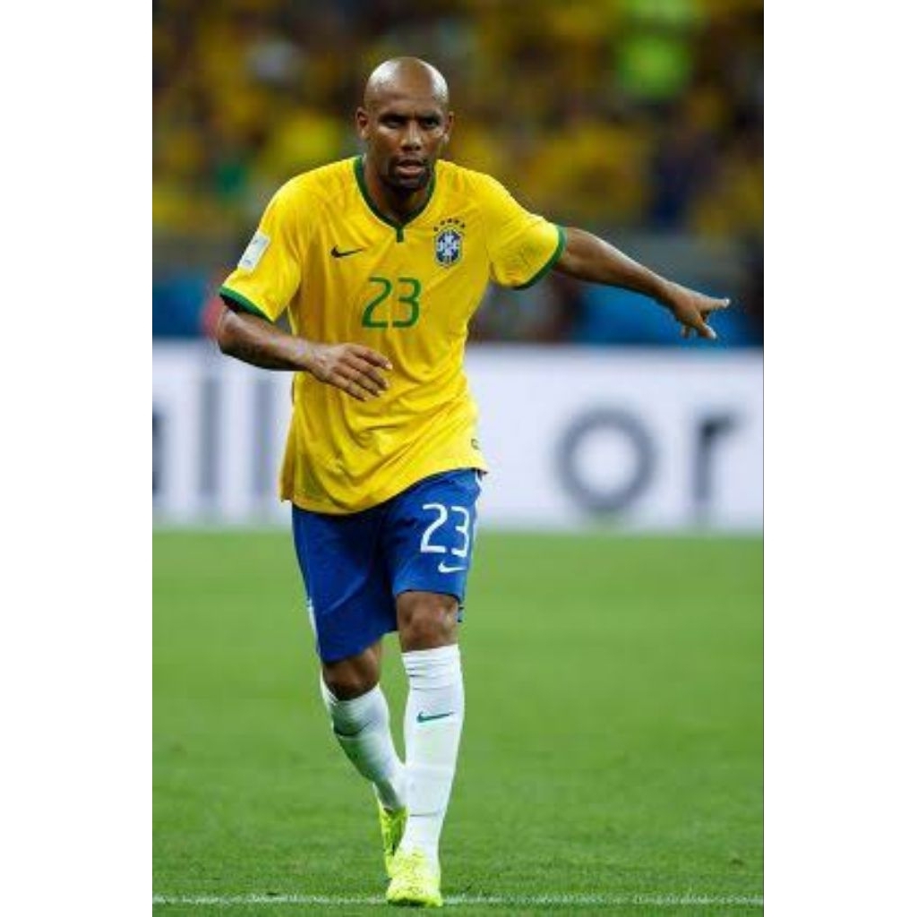 เสื้อเจอร์ซีย์ WC ที่บ้านบราซิล 2014