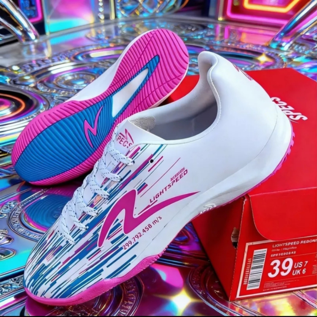 SPECS LIGHTSPEED REBORN REBORN FUTSAL รองเท้าในวันที่ 2025