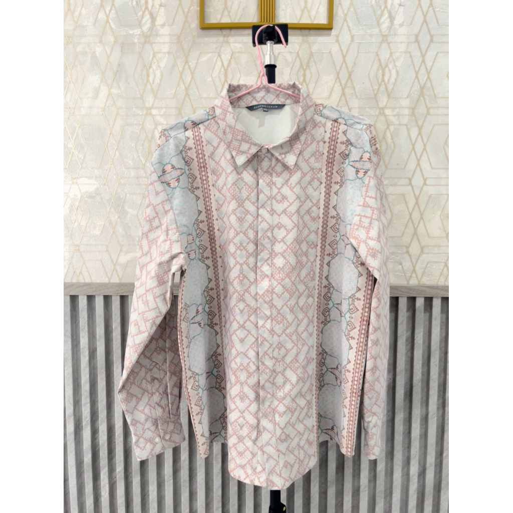 Preloved Festive Men Shirt Needle Thread - ครีม