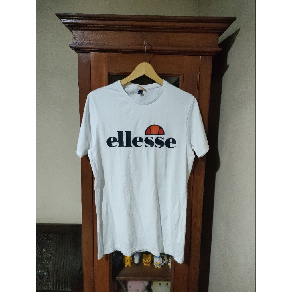 เสื้อยืดโลโก้ Ellesse Big