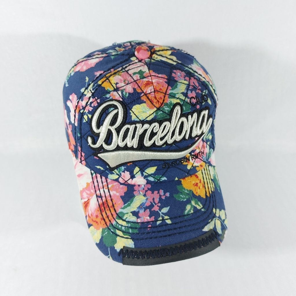 หมวกดอกไม้มือสอง - บาร์เซโลน่า - Robin Ruth