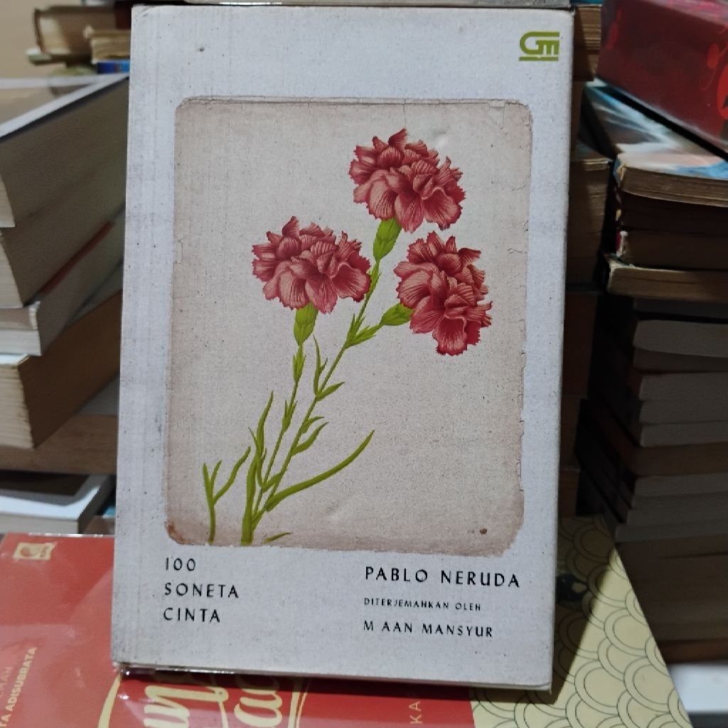 หนังสือบทกวี Preloved 100 Soneta Cinta - Pablo Neruda (ต้นฉบับ)