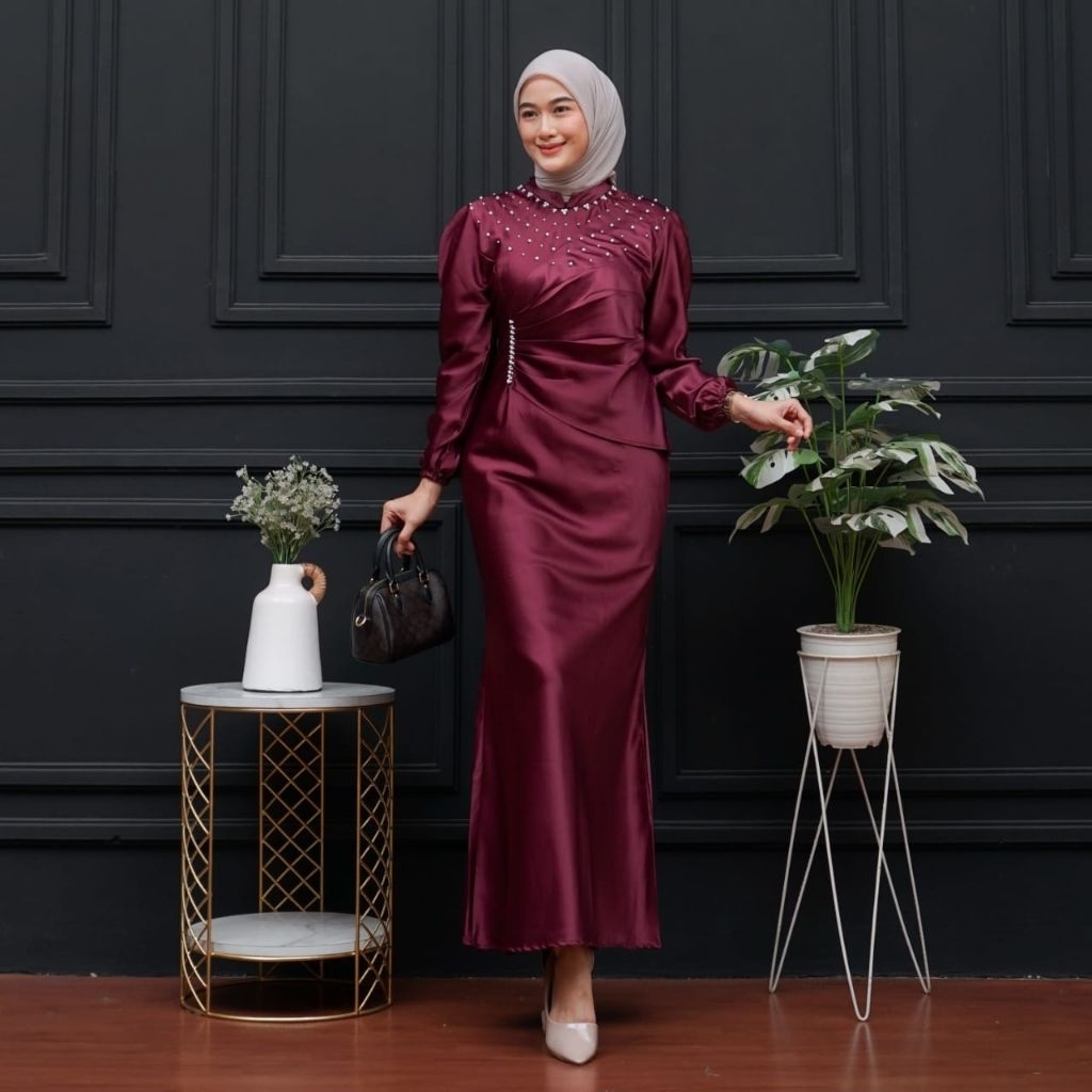 Vina Dress Satin Silk Premium Womens มุสลิม Wedding Body Fit Viral Mermaid ล่าสุด Eid Gamis 2026