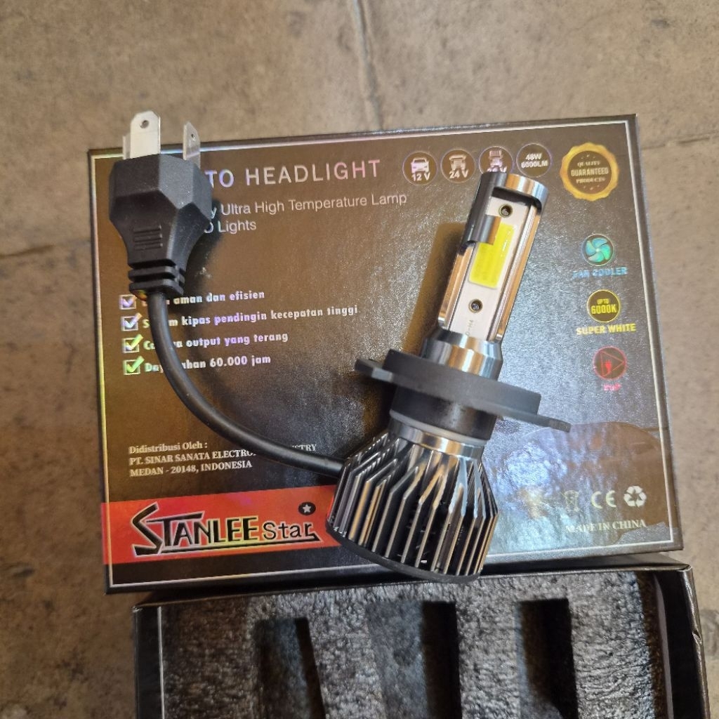 ไฟหน้าอัตโนมัติ H4 หลอดไฟ LED ฮาโลเจนรถ Super Bright 12V / 24V / 36V 6000K Super White Stainless Sta