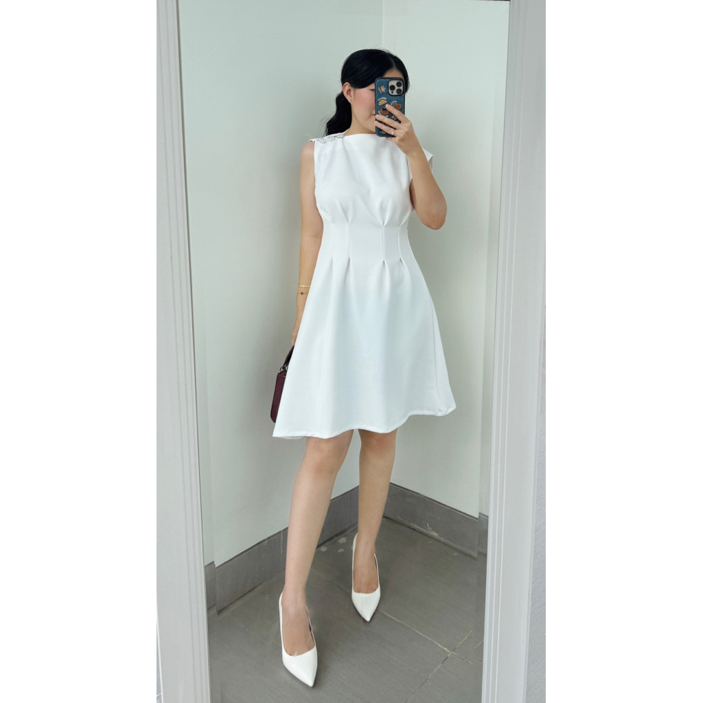 KIANA DRESS / ชุดสตรี / ชุดพรีเมี่ยม