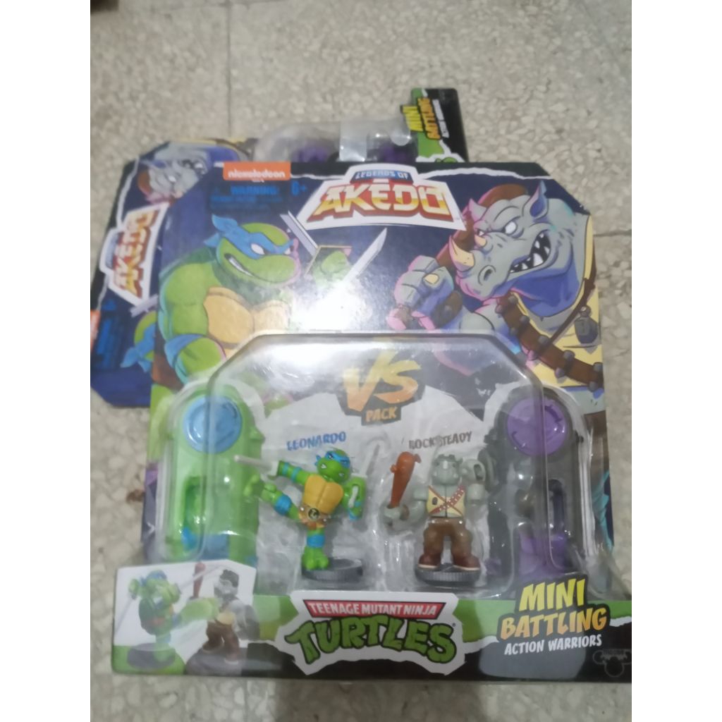Akedo tmnt leonardo vs rocksteady