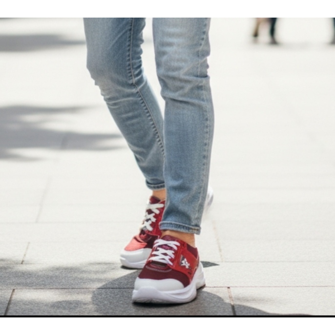 DBEZ Slip-On & Mule Slopop Shoes - รองเท้าผ้าใบ Casual Slop Shoes สําหรับผู้ชายและผู้หญิง