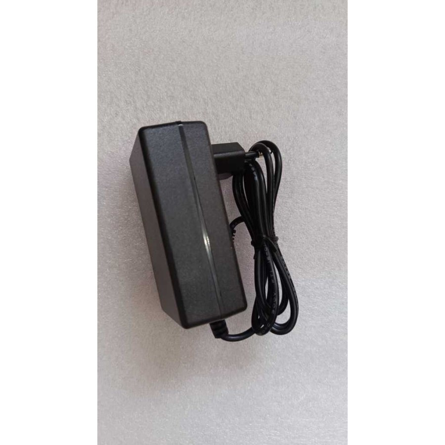 พาวเวอร์ซัพพลาย OUTPUT: 15V 3A 45W MODEL: NT-150300AE INPUT : 100-240V~ 50/60Hz 1.0A Max