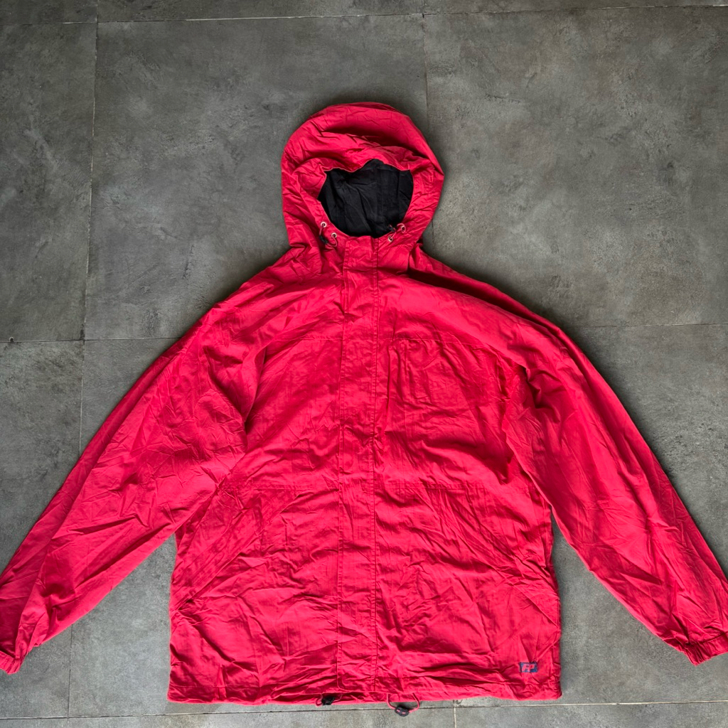 FP Outdoor Red Jacket Man
