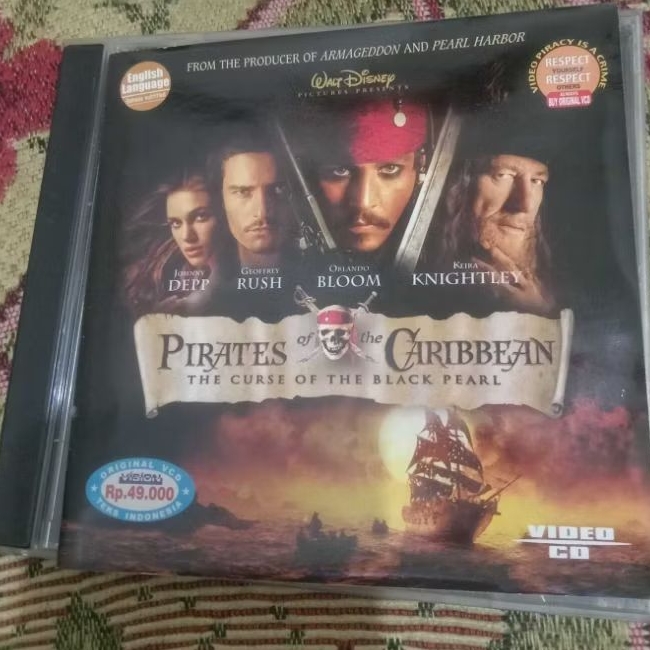 VCD ORIGINAL PIRATES OF THE CARIBBEAN - THE CURSE OF THE BLACK PEARL feat JOHNNY DEPP ข้อความอินโดนี