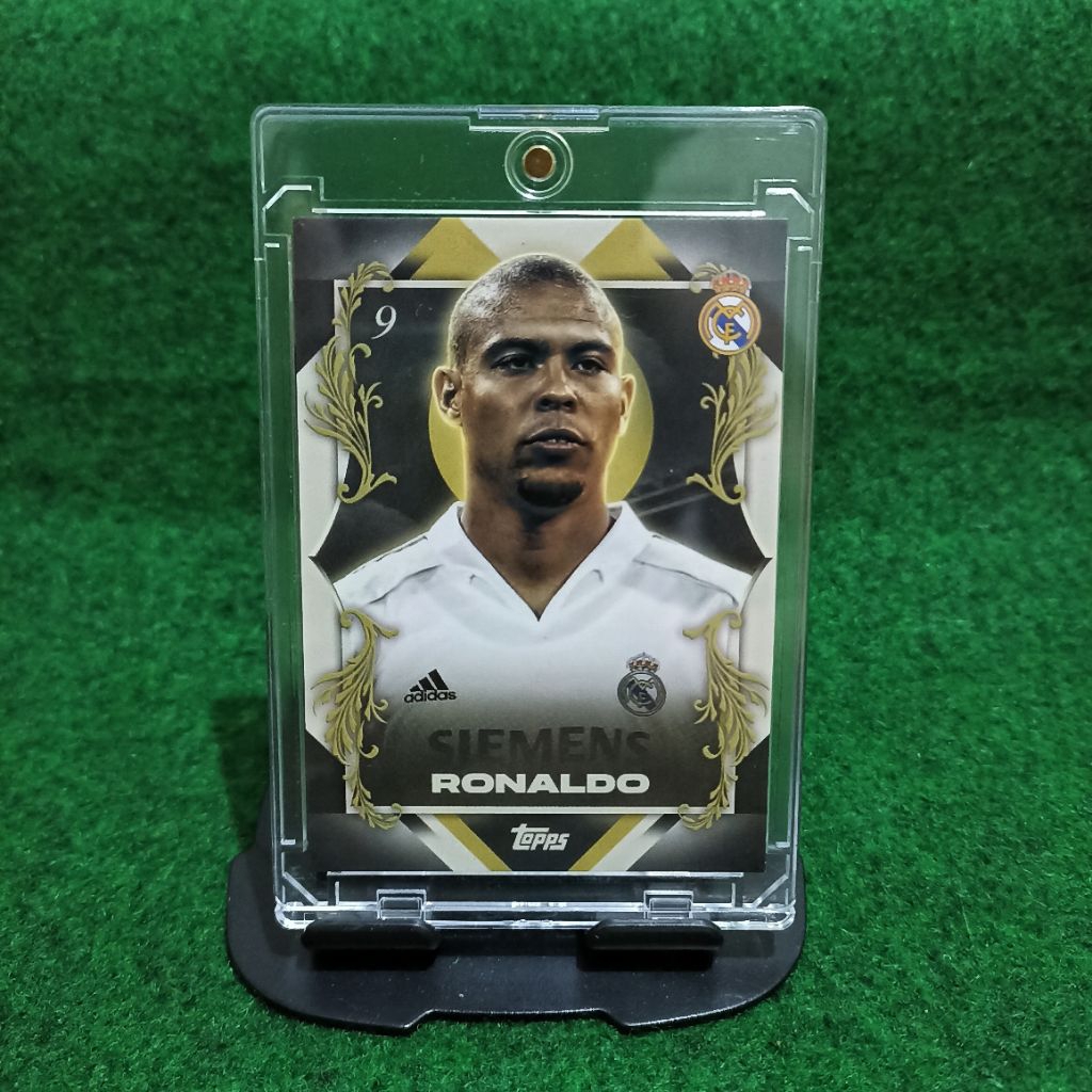 RONALDO NAZARIO TOPPS LOS BLANCOS REAL MADRID FOOTBALL CARD 2025/26