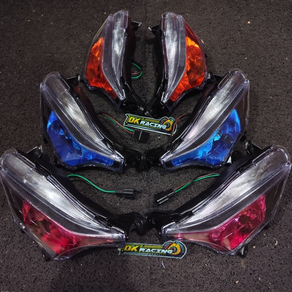 ด้านหน้าคุณภาพป้าย SUPRA X 125 ใหม่ SUPRA X 125 BATMAN COSTUME QUALITY FRONT TURN SIGNAL LIGHTS RIGH