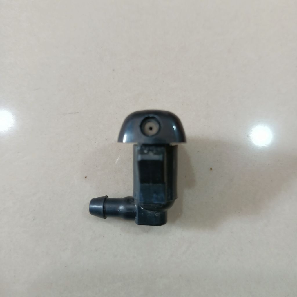 ด้านหน้า WIPER NOZZLE UNIVERSAL CAR WINDOW CLEANER WIPER สเปรย์น้ํา