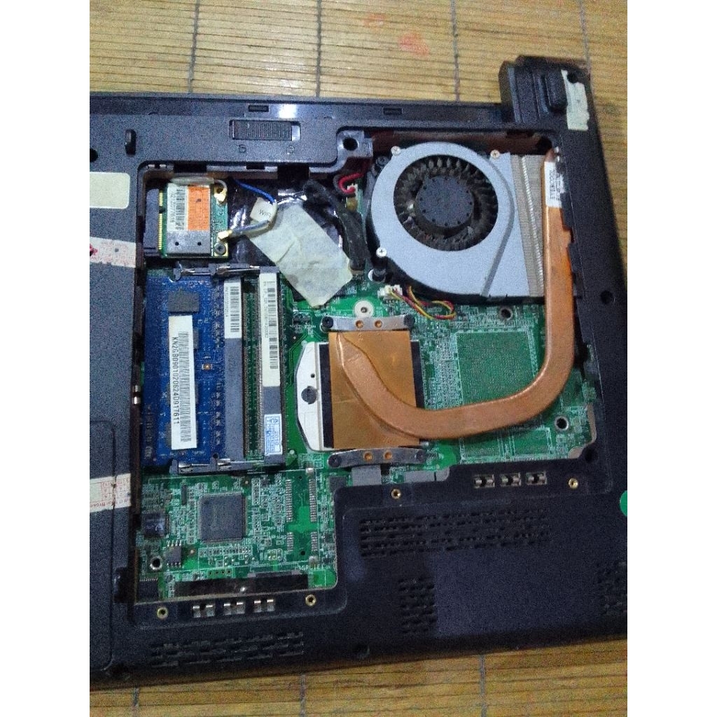 เมนบอร์ด Axioo Neon CNC - Intel P6100