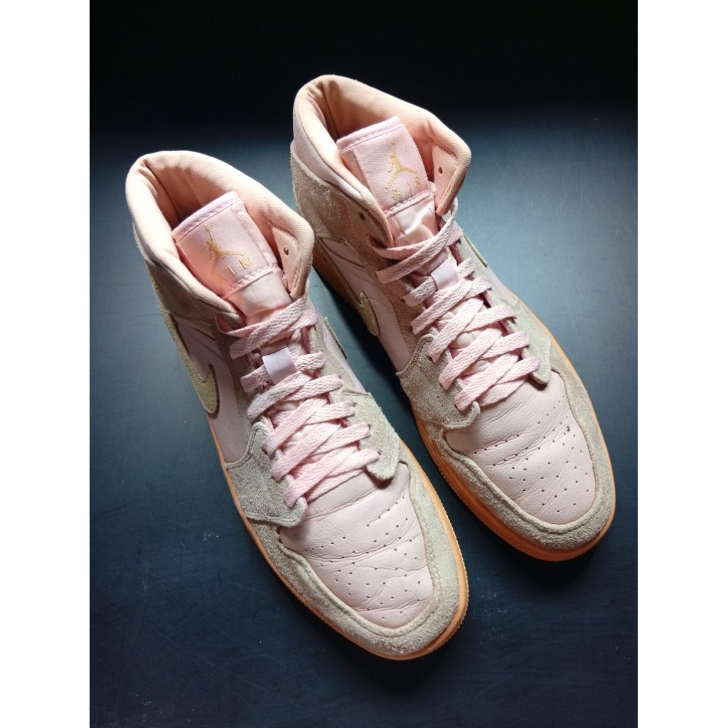 รองเท้ามือสอง A1r J0rd@n C0r@l G0ld ไซส์ 43/27, 5cm