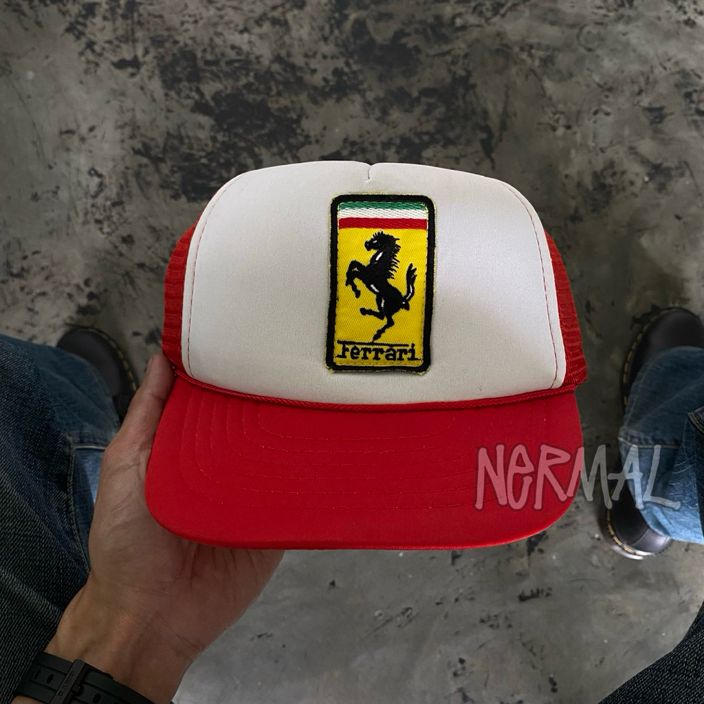 หมวกวินเทจ 90s FERRARI TRUCKER