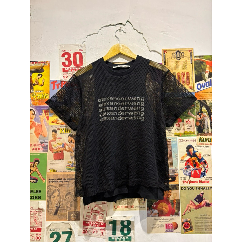 โลโก้ตาข่าย Alexander Wang