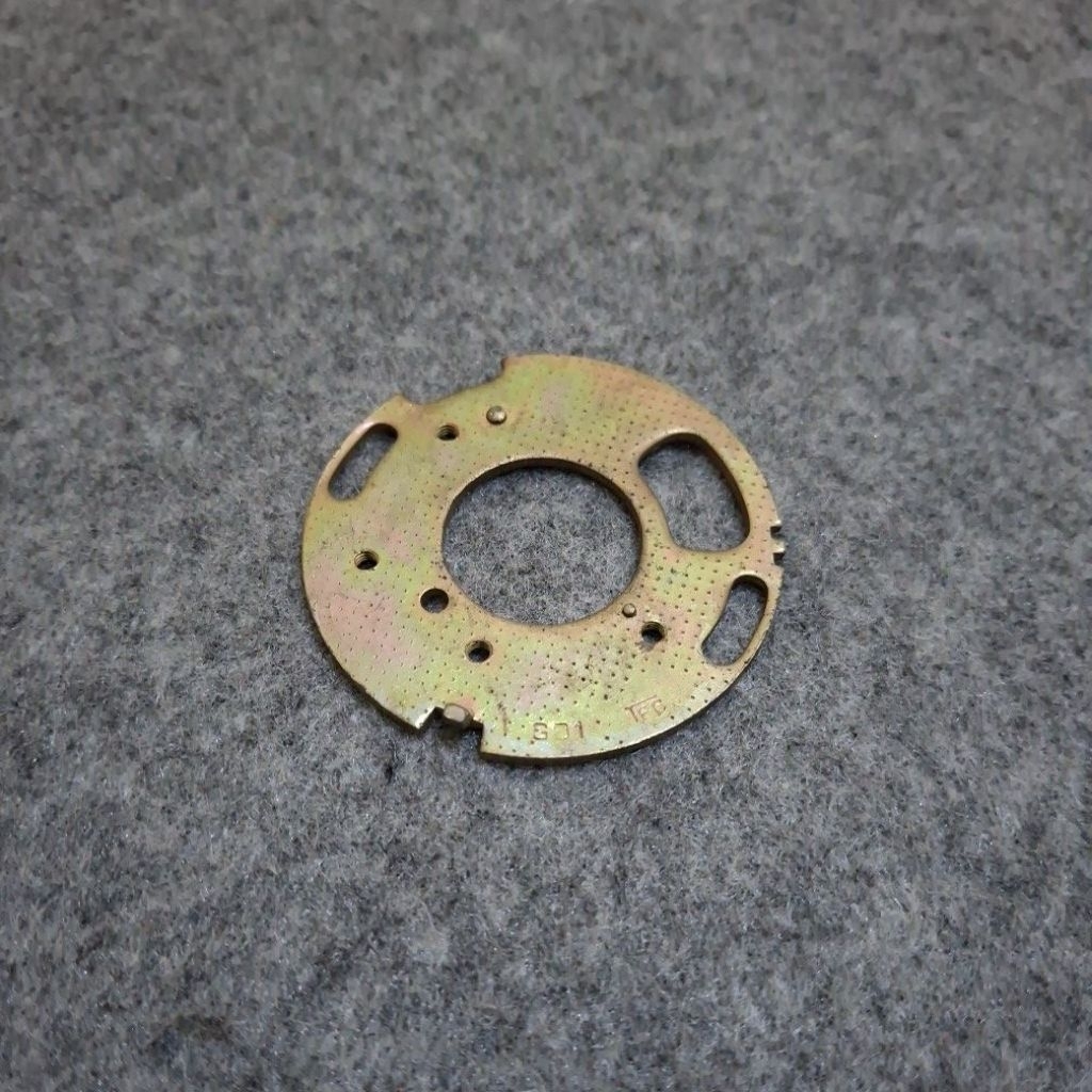 แผ่นยึด Platina C800 Honda C800