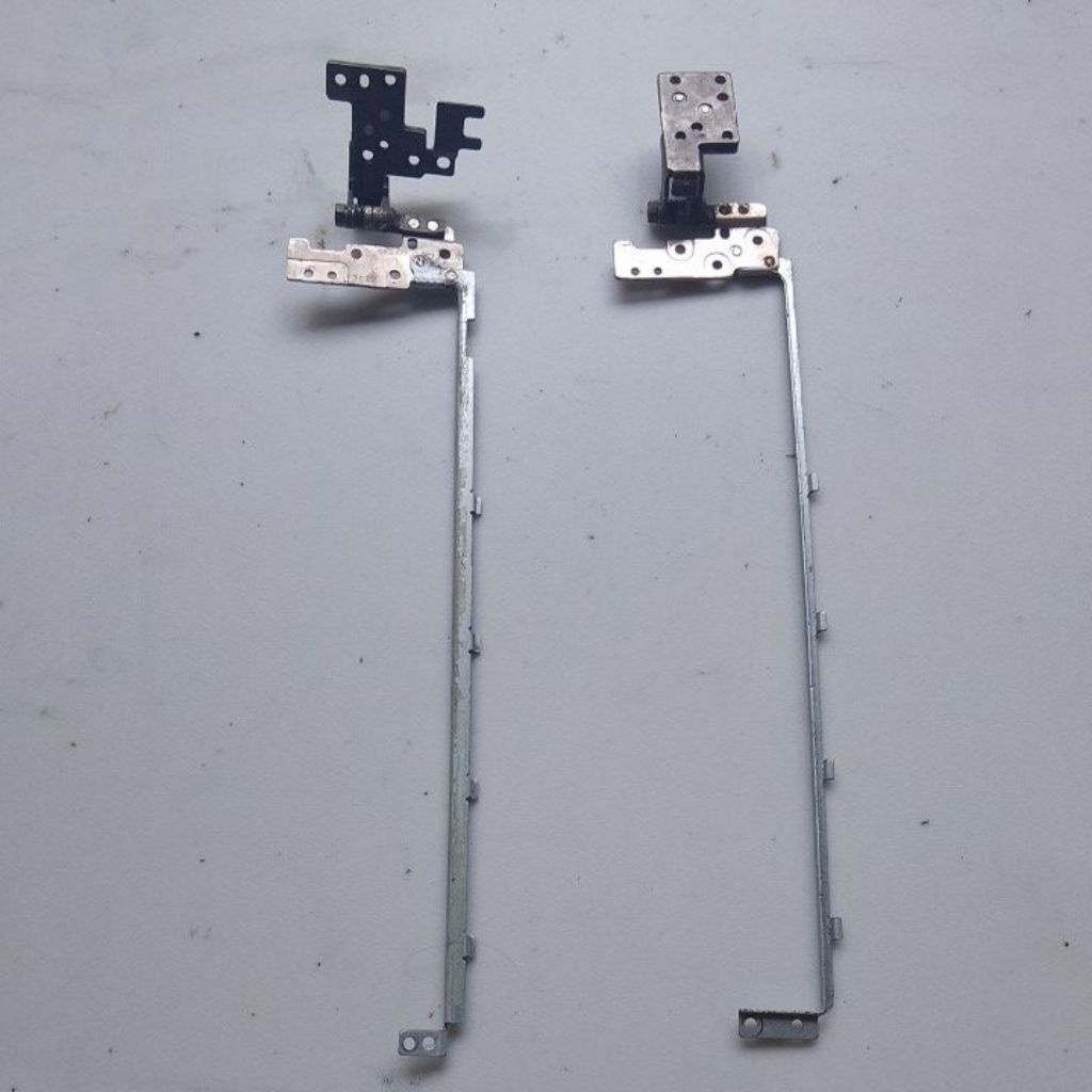 บานพับแล็ปท็อป Dell latitude E5440