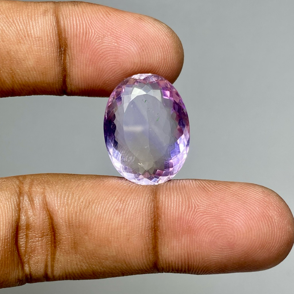Natural Amethyst Quartz Purple Amethyst Quartz ของแท้ Amethyst Big size Dim 21.5x16.5x9.5 CT 22.75