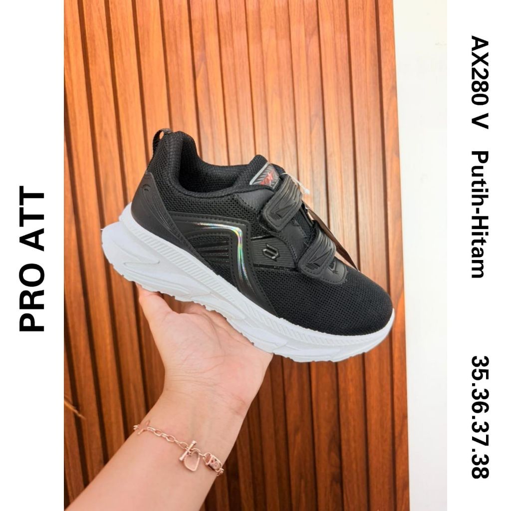รองเท้านักเรียน Pro at 280AX V