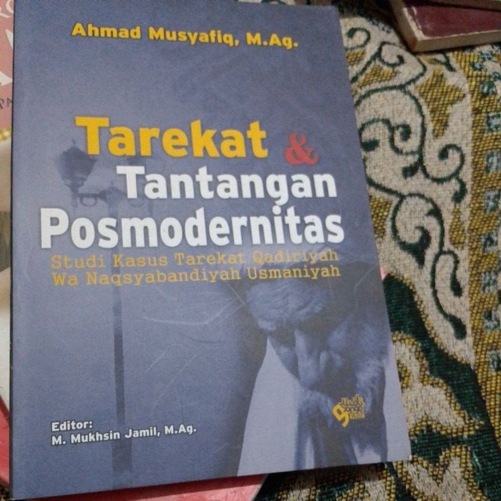 Tarekat และเสถียรที่สุด โดย Ahmad musyafiq