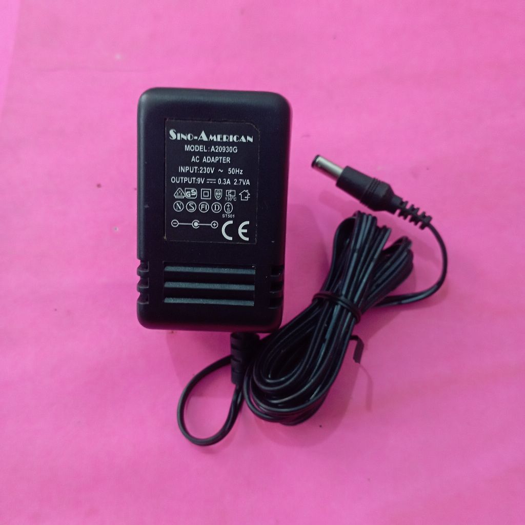 อะแดปเตอร์ 9V 0.3A ดั้งเดิม