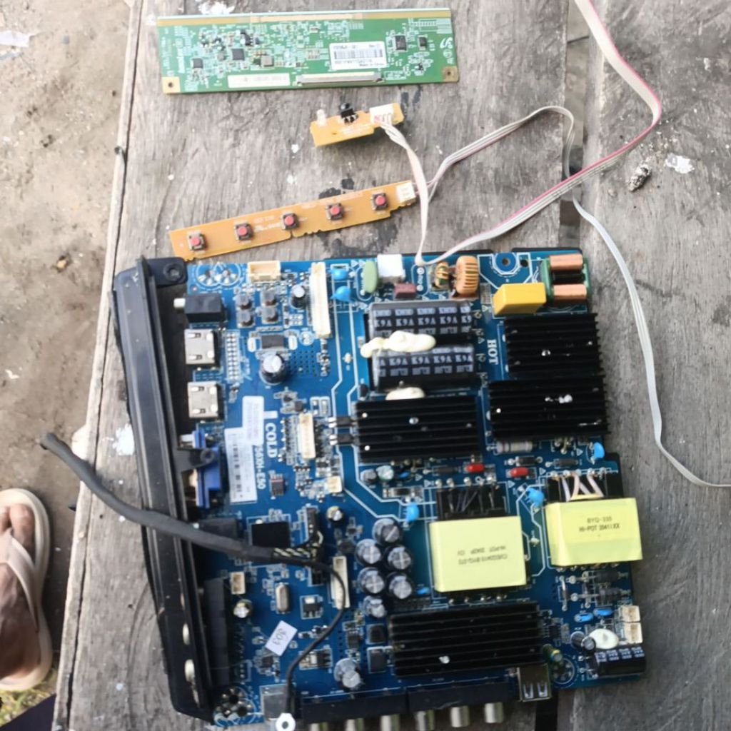 TOMBOL MESIN MB MACHINE MAINBOR MAINBOAR TCON T CON CABLE TIKON SENSOR BUTTON IR TV POLYTRON MAINBOR