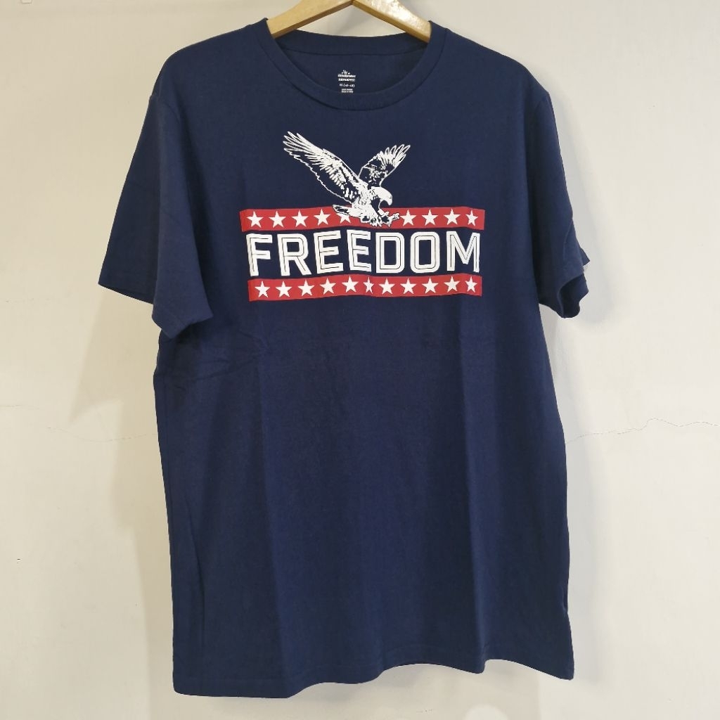 เสื้อยืด Freedom Eagle Navy