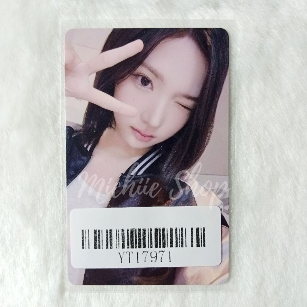โฟโต้การ์ด Jiwoo KMS 3.0 Hearts2Hearts | การ์ดรูปถ่ายอย่างเป็นทางการ Jiwoo Hearts2Hearts KMS 3.0