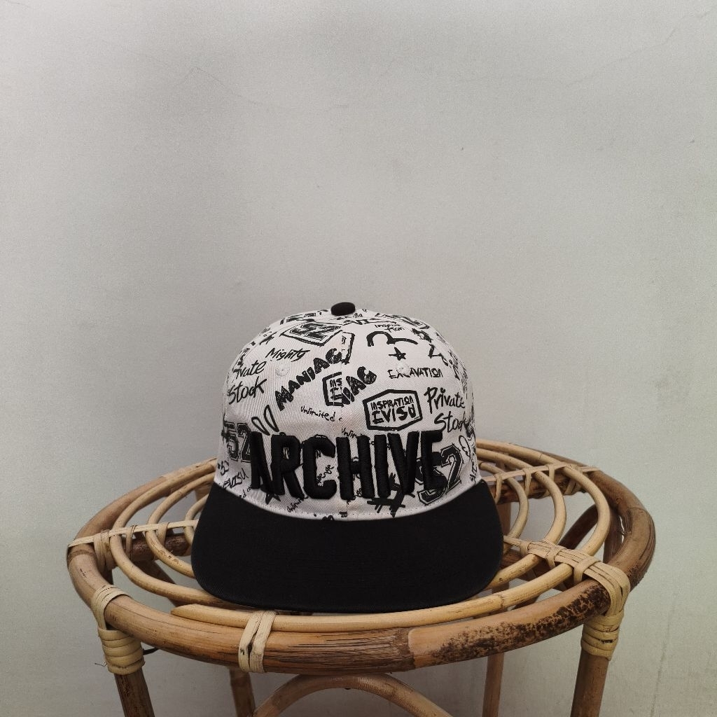 หมวก Evisu Snapback*