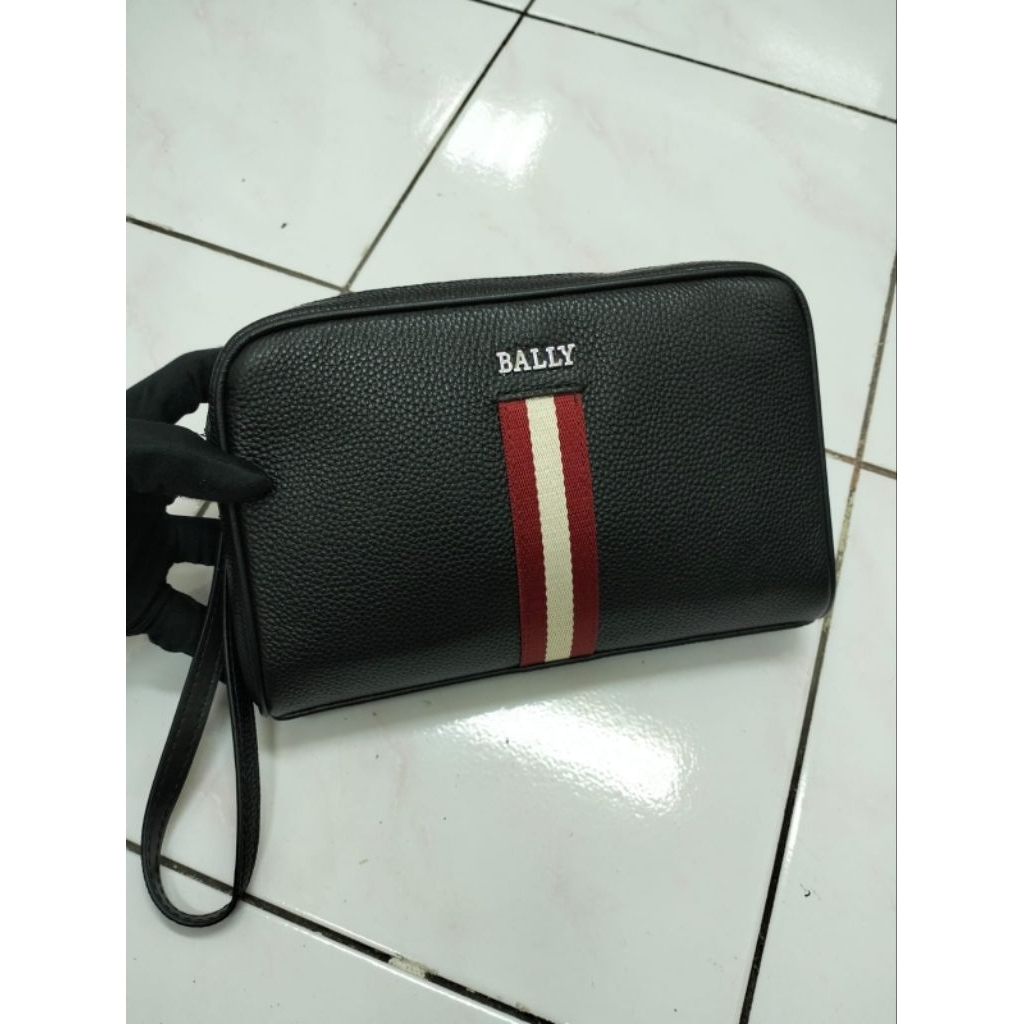 Bally pouch bag กระเป๋าคลัทช์ผู้ชาย
