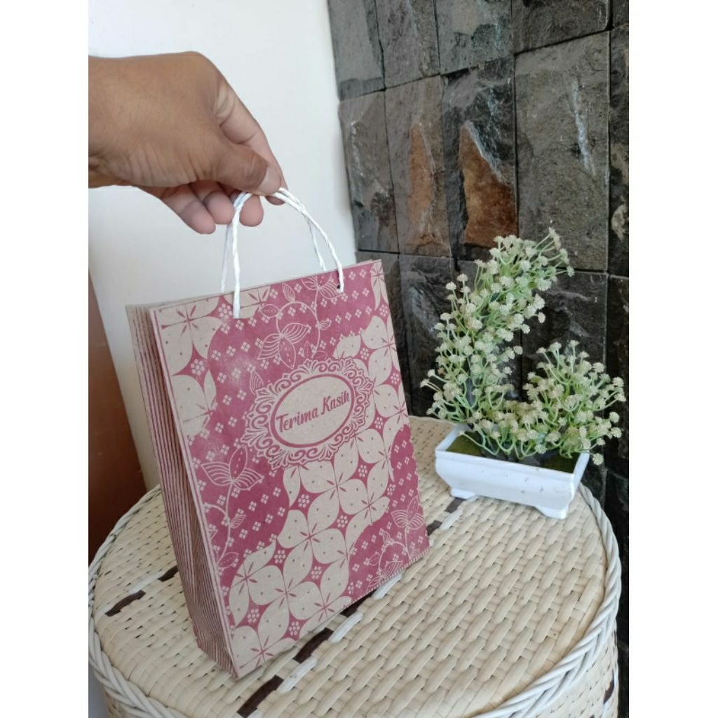 กระเป๋ากระดาษ BATIK ATTRACTIVE DESIGN SMALL SIZE 17*5*22