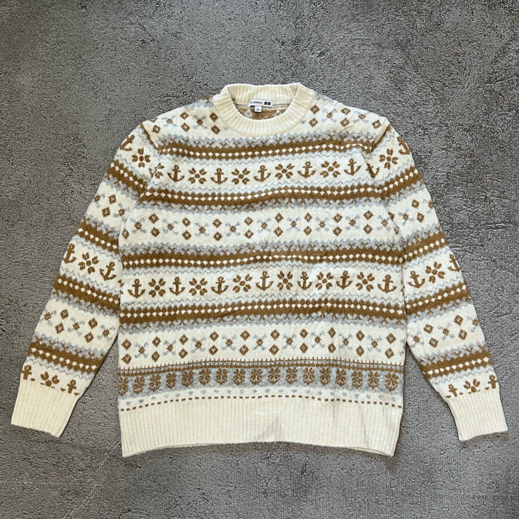 JW Anderson x เสื้อสเวตเตอร์ผ้าถัก Uniqlo