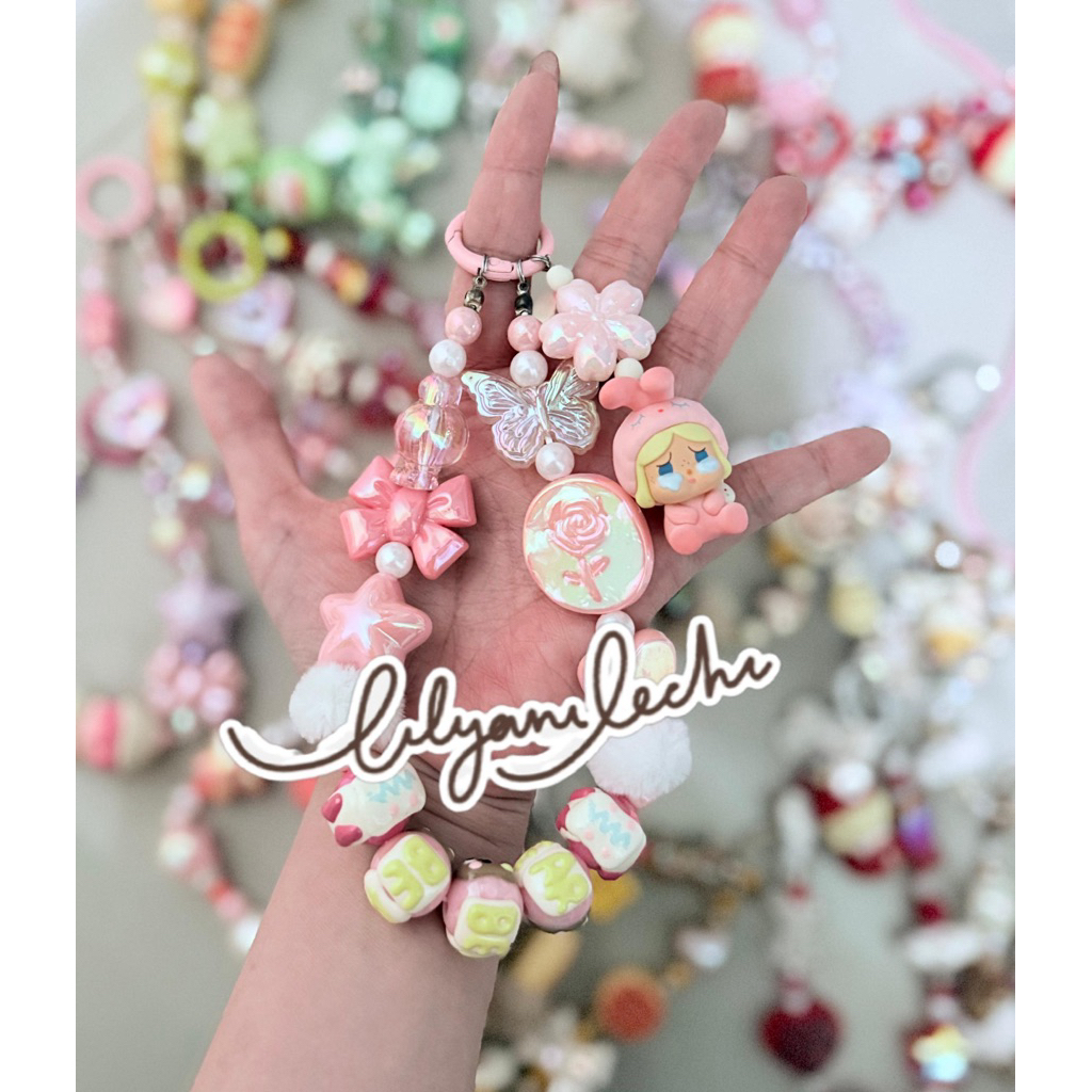แรงม้า !! สายคล้องโทรศัพท์ Pop Mart น่ารัก. popbean crybaby nyota dimmoa hachipu zsiga pinojelly แฮน