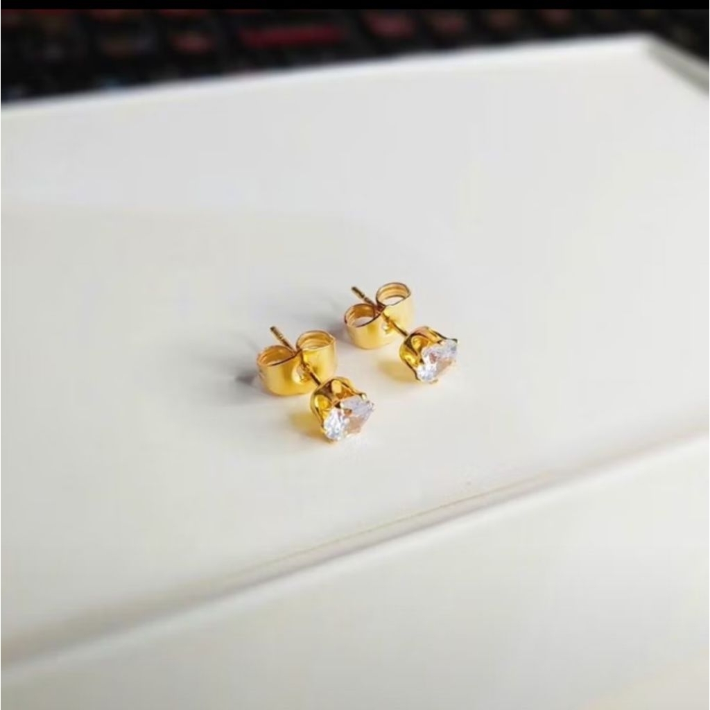 TITANIUM ONE GEM EARRINGS