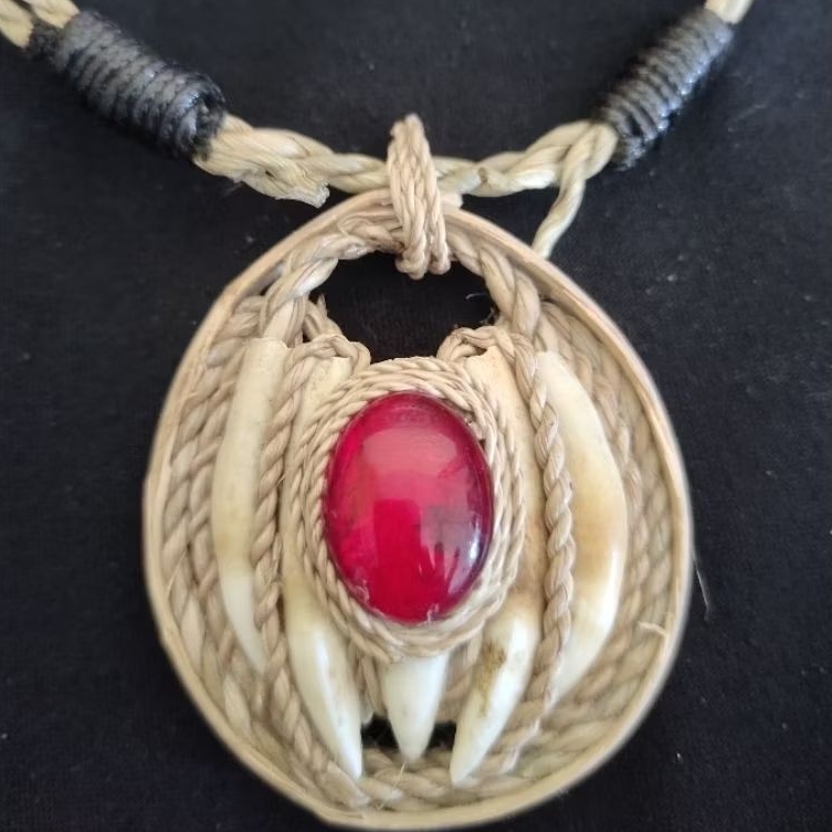 MERAH Tarbuy Gibuy สร้อยคอชาติพันธุ์สีแดง Great 5 Siem