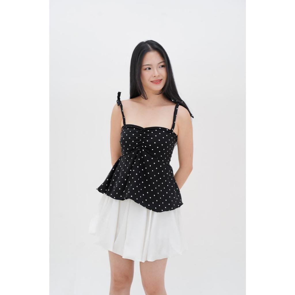 Naomi Polka Tube เสื้อลูกไม้คล้องคอ