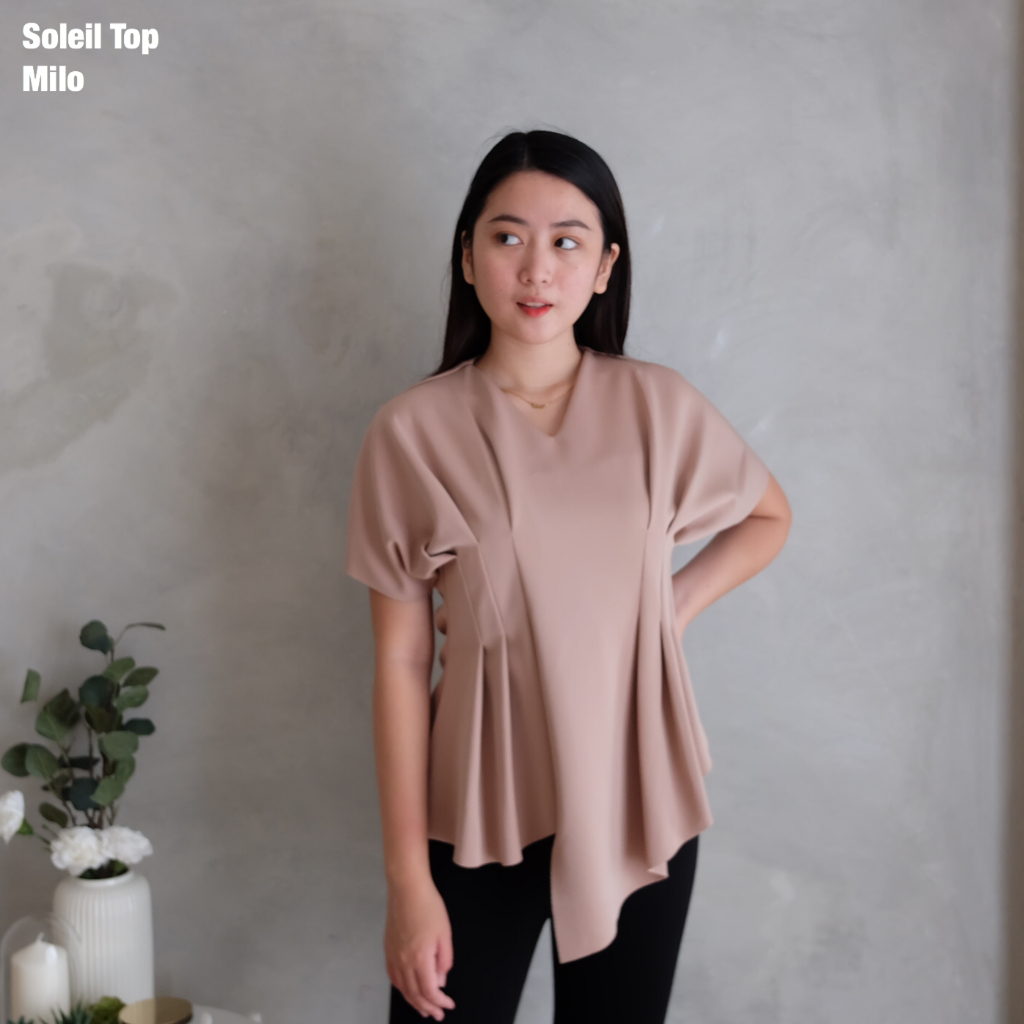 DEFECT - Soleil Top เสื้อท็อปผู้หญิง