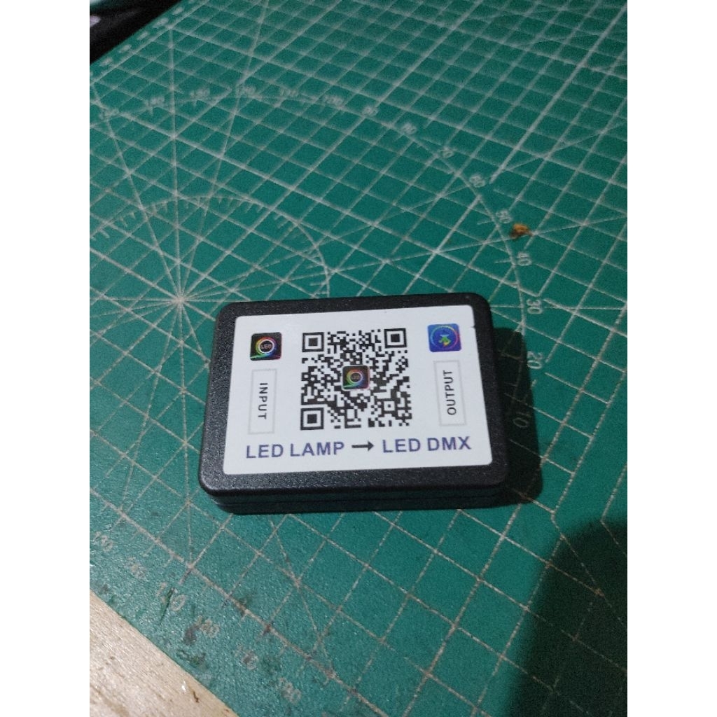 Dmx 3pin อินพุต 12 โวลต์เอาต์พุต 12 โวลต์โมดูลเหมาะสําหรับ led ws2811 12V ws2815 12V