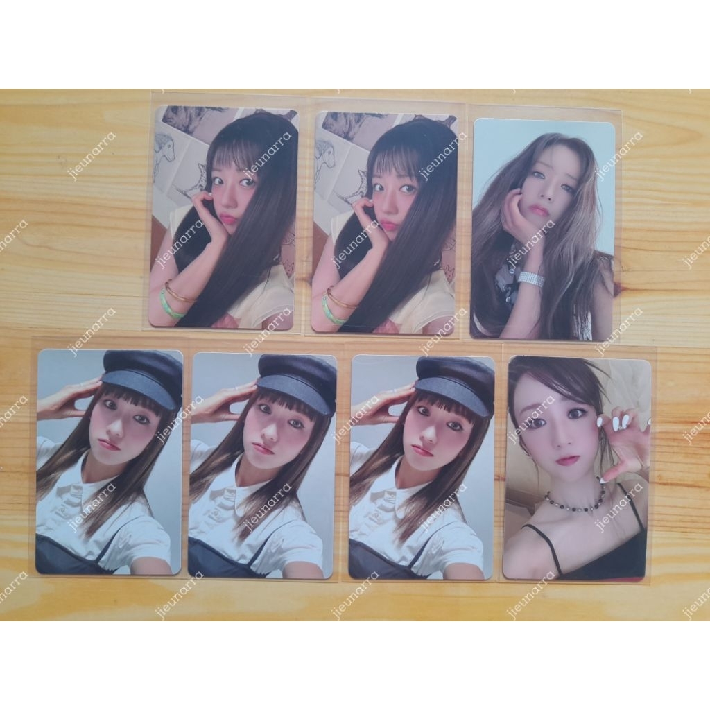 Yoon Bomi Apink Official Photocard - อัลบั้ม PC RELOVE