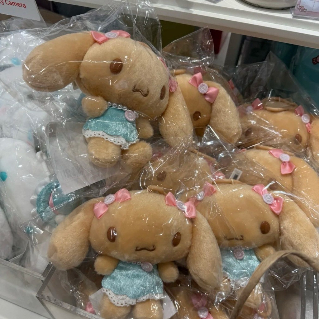 GANTUNGAN [สั่งซื้อล่วงหน้า] ที่แขวนตุ๊กตา Mocha Cafe Limited – Sanrio Cinnamoroll Mocha Plush Charm