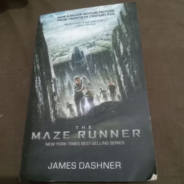 หนังสือนวนิยายต้นฉบับ THE MAZE RUNNER โดย JAMES DAHSNER
