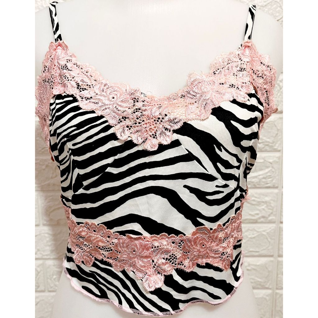 ลูกไม้ CROP TANKTOP TOP