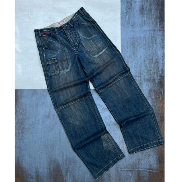 BAGGY JEANS // REGULAR JEANS //